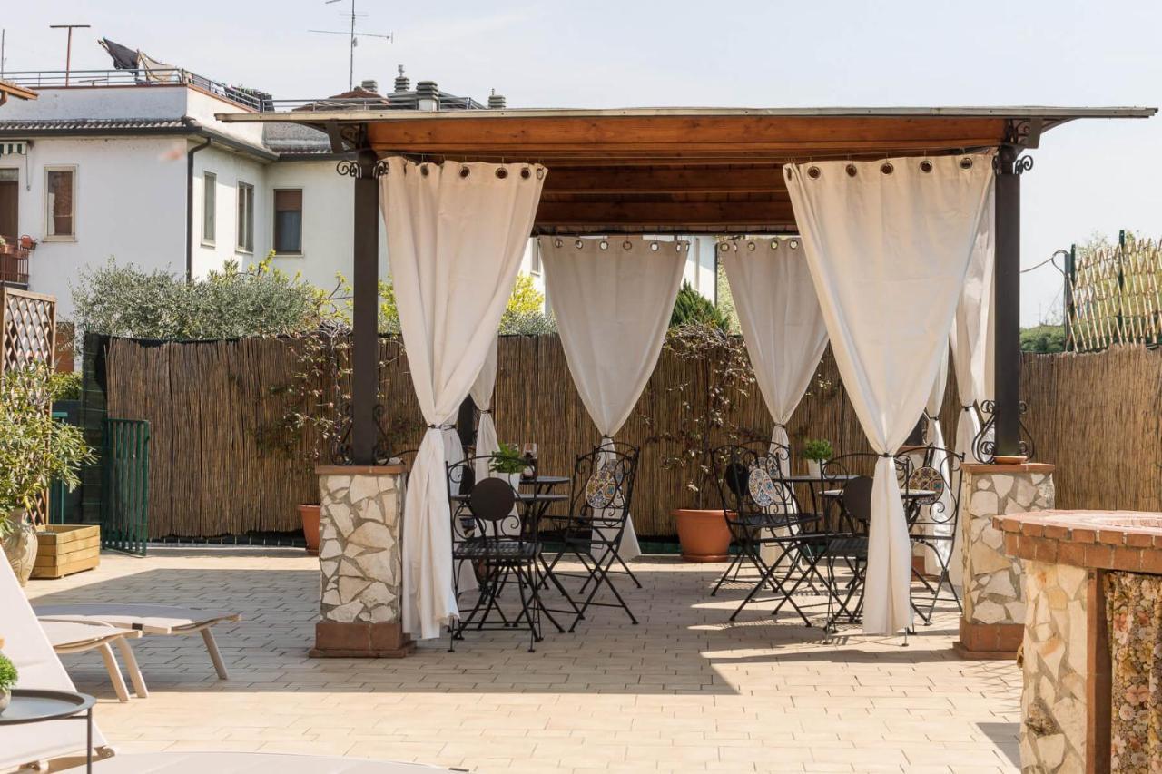 Le 2 Perle 2.0 Hotel Peschiera del Garda Exterior photo